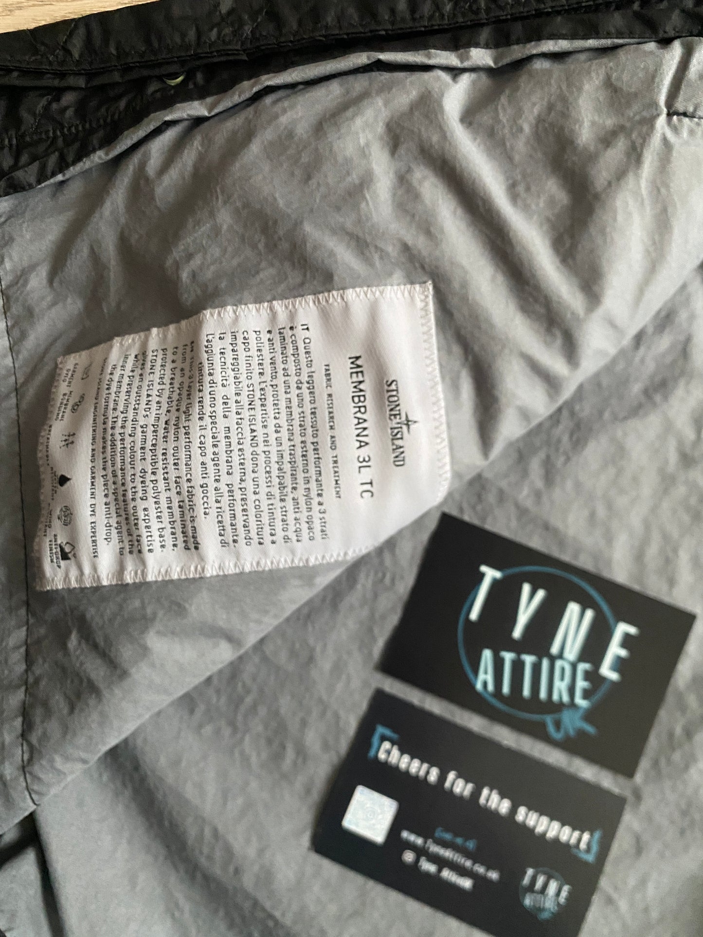 Stone Island G0123 Garment Dyed Membrana 3L-TC Hideaway Hood Black Button/Zip Gilet