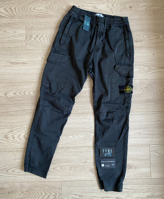 Stone Island 31914 Stretch Cotton Blend Heavyweight Black Cuffed Cargos