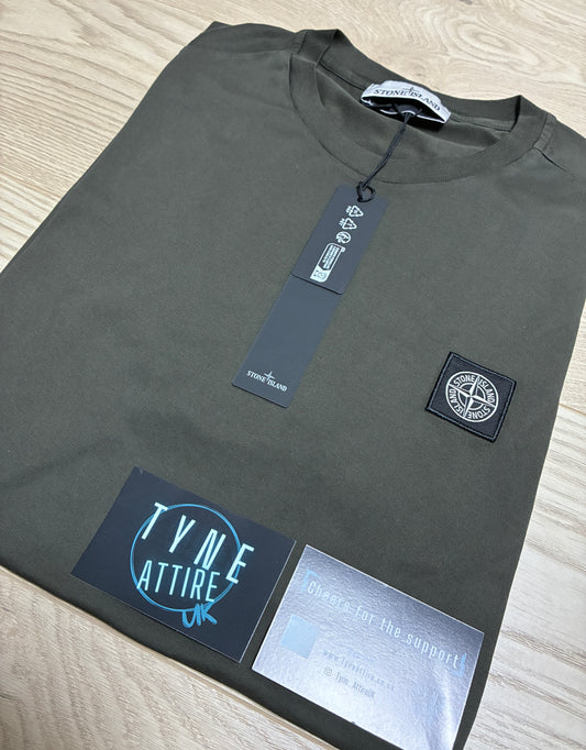 Stone Island 2100027 Garment Dyed Compass Patch Logo Charcoal Grey Crewneck T-Shirt