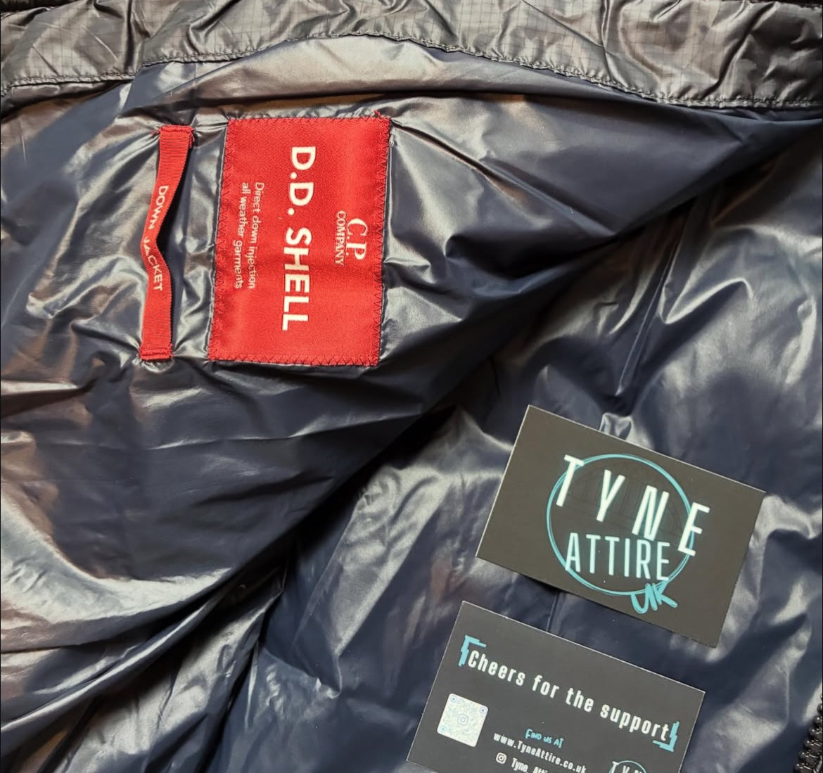 C.P. Company D.D Shell Arm Pocket Lens Down Filled Nylon Navy Blue Hooded Puffer Jacket