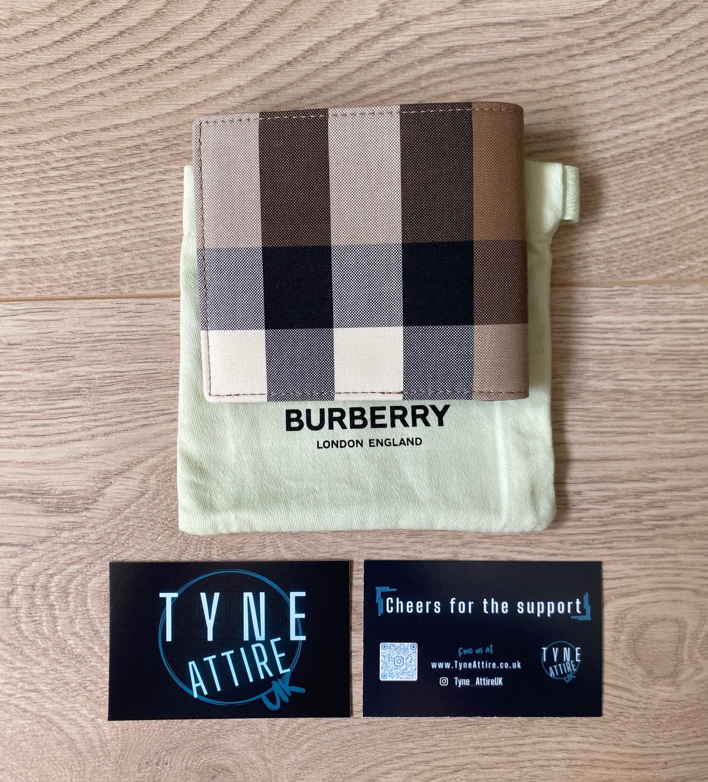 Burberry Beige Vintage Large Check Canvas Unisex Card Note Holder Bi-Fold Wallet