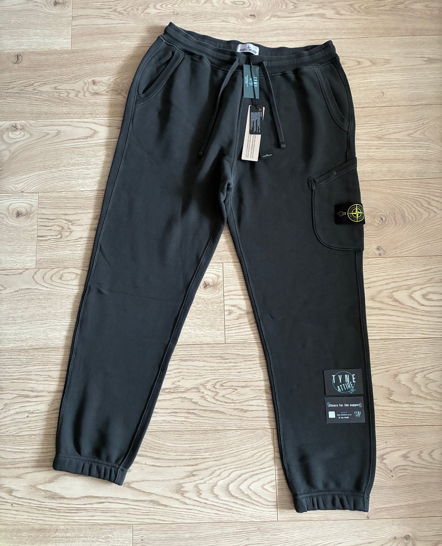 Stone Island 61141 Felpa Cotton Cargo Pocket Charcoal Grey Cuffed Joggers