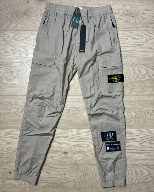 Stone Island 31303 Stretch Tela Paracute ‘Type RE-T’ Beige Cuffed Cargo Trousers