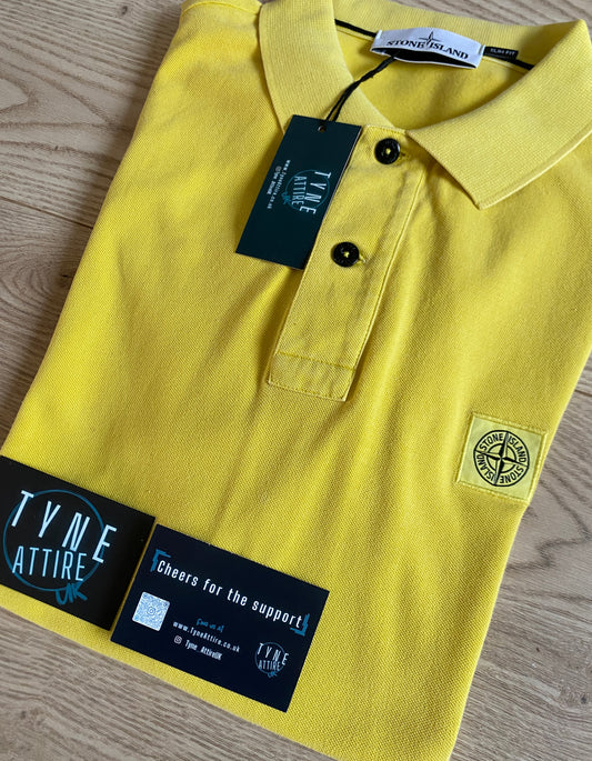 Stone Island 22S67 Cotton Patch Logo Fissato Yellow Polo T-Shirt