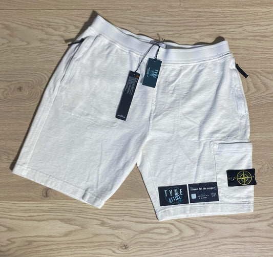 Stone Island 66260 Garment Dyed Malfile Fleece ‘Old’ Effect Cargo Pocket White Shorts