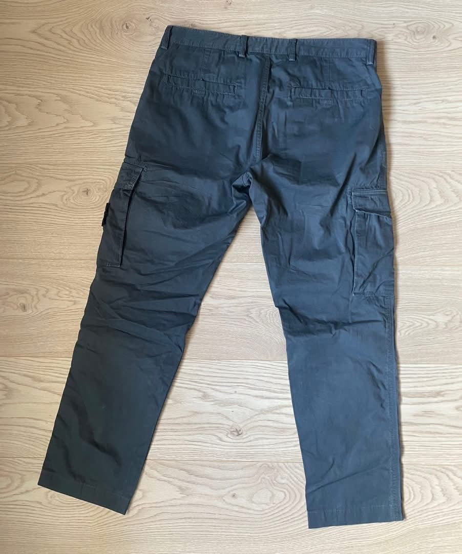 Stone Island 3S2WN Type SL Garment Dyed Treatment Dual Pocket Charcoal Grey Cargo Trousers