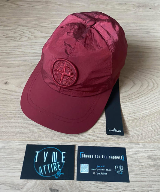 Stone Island 99576 Nylon Metal Embroided Compass Logo Adjustable 6 Panel Burgundy Red Cap