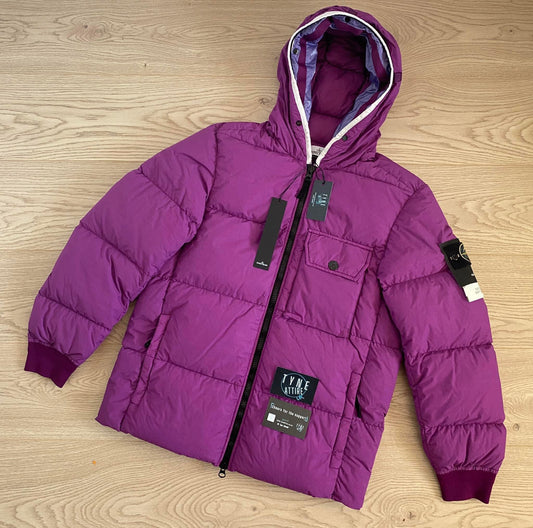 Stone Island 43432 Naslan Light Watro Down-TC Magenta Hooded Puffer Jacket