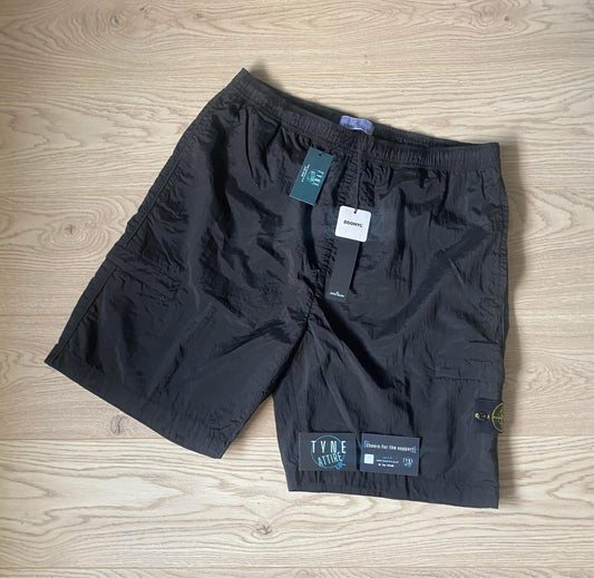 Stone Island L1721 ‘Type CO’ Nylon Metal Econyl Black Bermuda Cargo Shorts