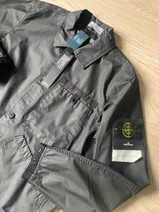 Stone Island 91475 Aggressive Gommato Spellout Text Logo Black Button Jacket