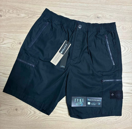 Stone Island L07F1 Type CO Ghost Piece_O-Ventile Navy Blue Bermuda Cargo Shorts