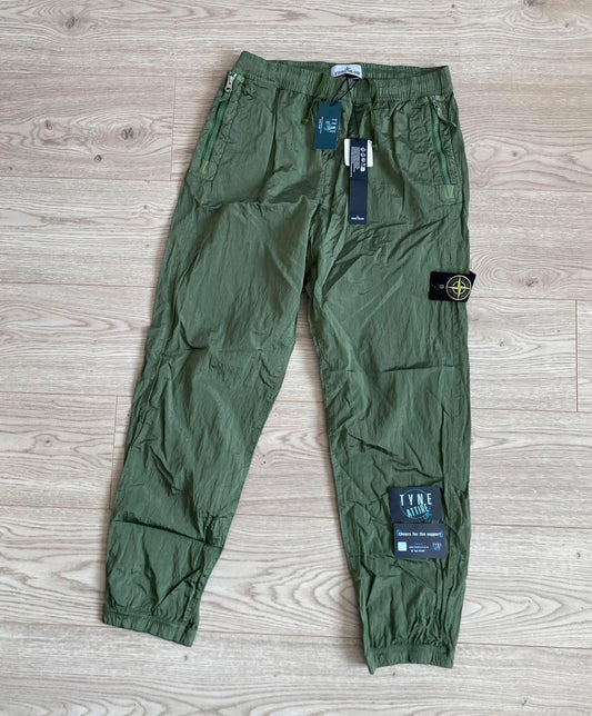 Stone Island 31021 Type Lo Nylon Metal Econyl Sage Green Cuffed Cargo Trousers