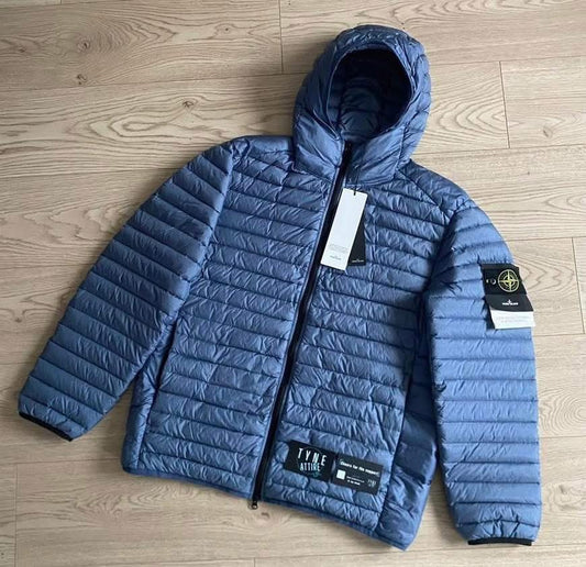 Stone Island 40324 Loom Woven Chambers R-Nylon Down-TC Lightweight Hooded Avio Blue Jacket