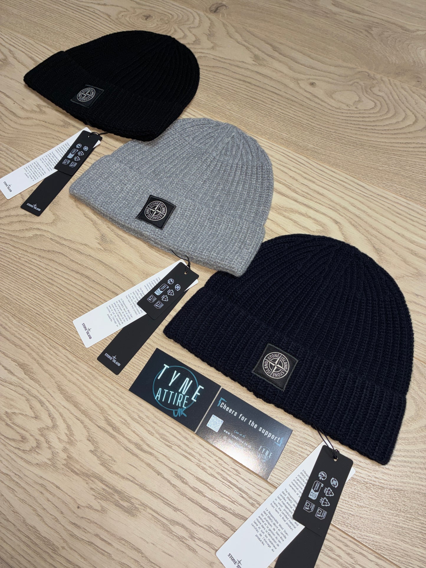 Stone Island N100012 Classic Mens/Unisex Light R.W.S Geelong Gauge 5 Wool Ribbed Patch Logo Beanie