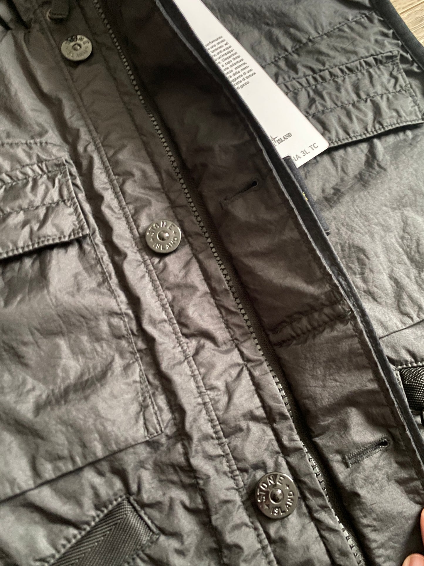 Stone Island G0123 Garment Dyed Membrana 3L-TC Hideaway Hood Black Button/Zip Gilet