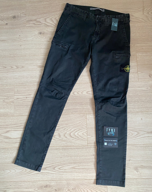 Stone Island 321L1 Type SK Garment Dyed Treatment Zip Pocket Black Cargo Trousers