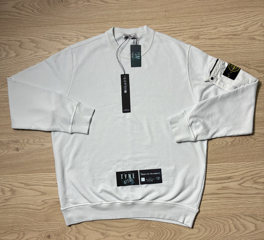 Stone Island 6100019 Zipped Arm Pocket Garment Dyed Sky Blue Crewneck Sweater