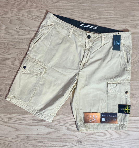 Stone Island L07WA Type SL Brushed Cotton Canvas ‘OLD’ Effect Beige Cargo Shorts