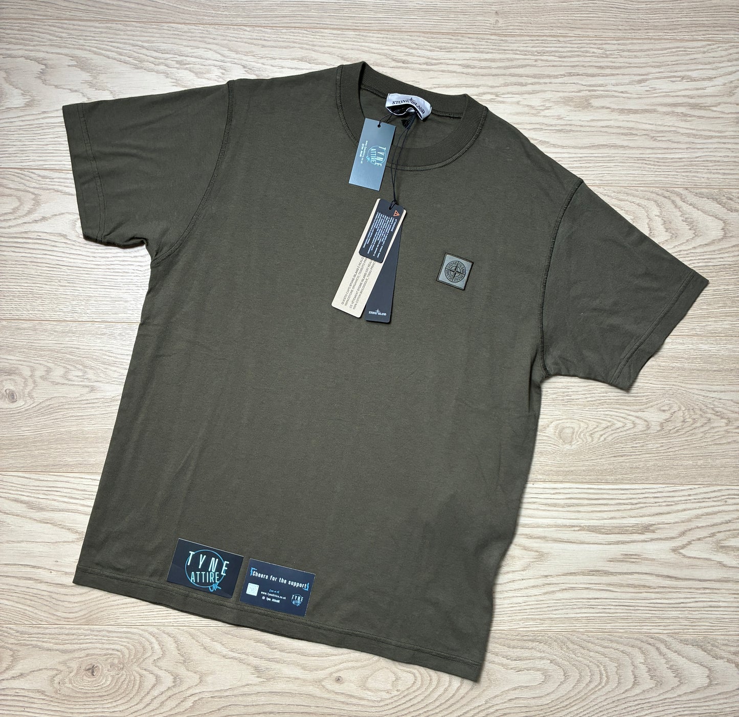 Stone Island 2100237 Cotton_Fissato Effect Patch Logo Khaki Green Crewneck T-Shirt