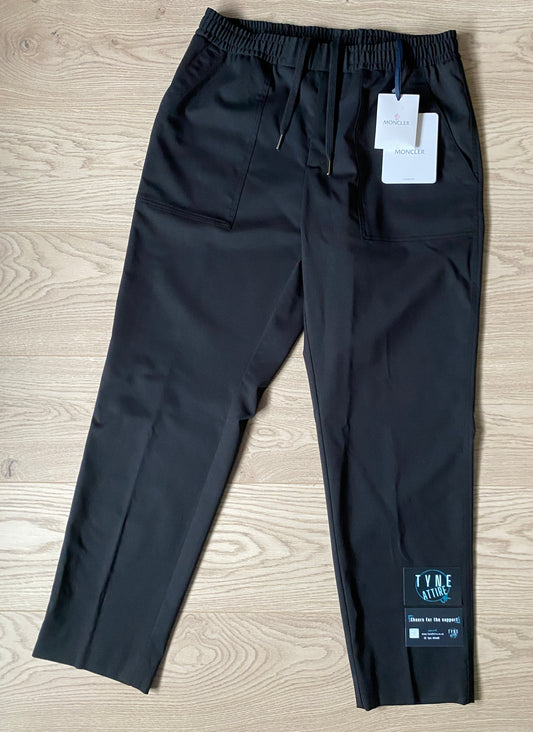 Moncler Applique Patch Logo Pantalone Sportivo Poly Blend Black Jogger Trousers