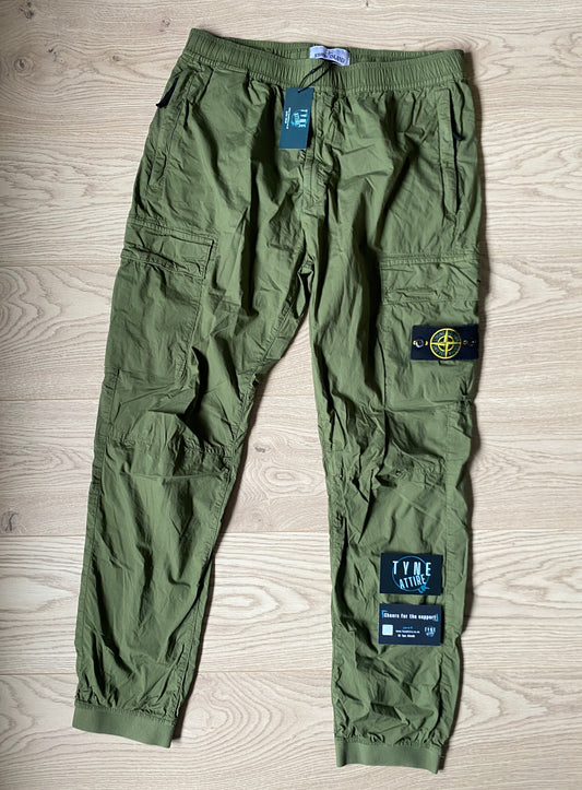 Stone Island 31303 Tela Paracute Type RE-T Olive Green Cuffed Lightweight Cargo Trousers