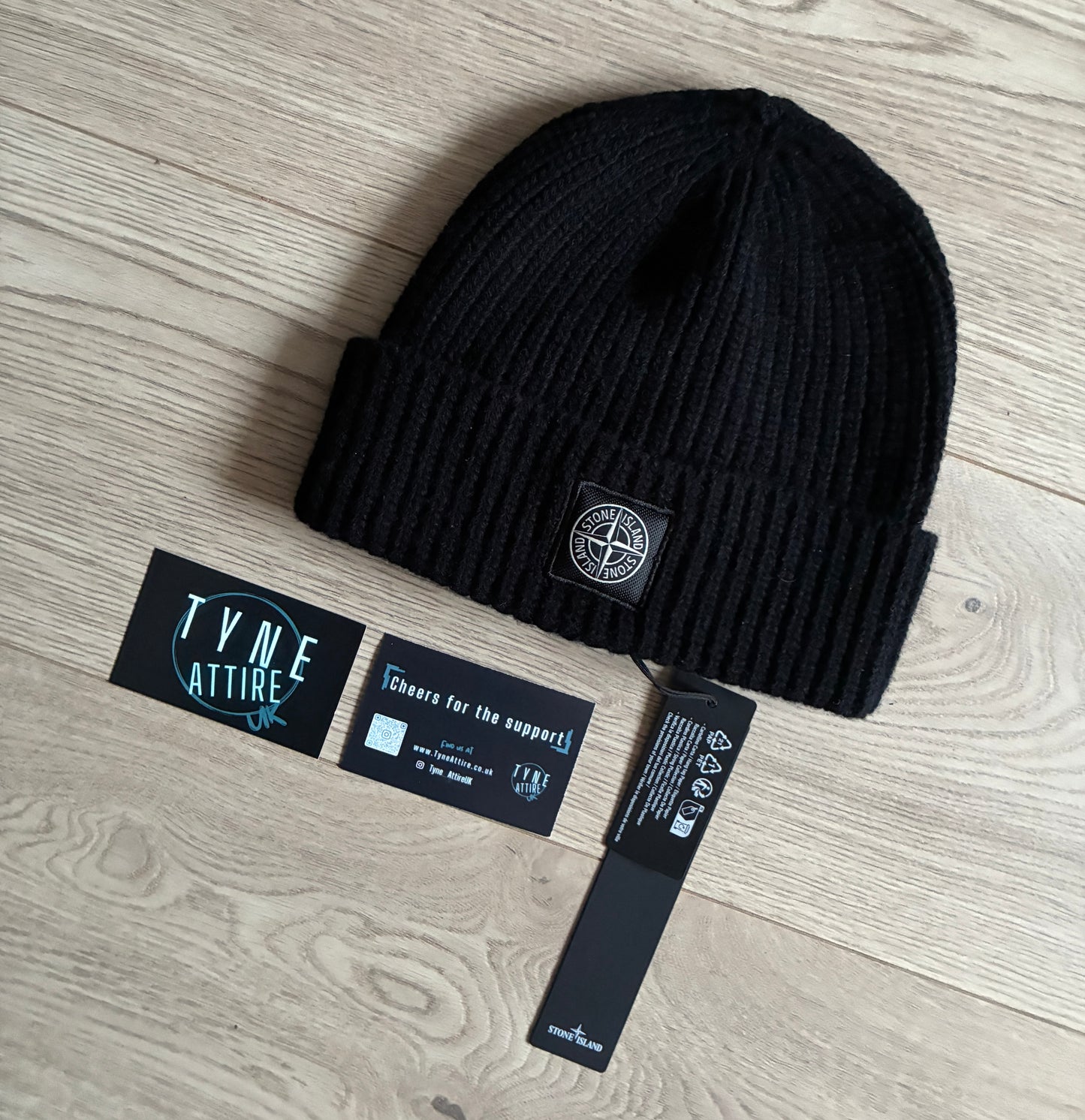 Stone Island N10B5 Classic Mens/Unisex Geelong Wool Ribbed Patch Logo Black Beanie