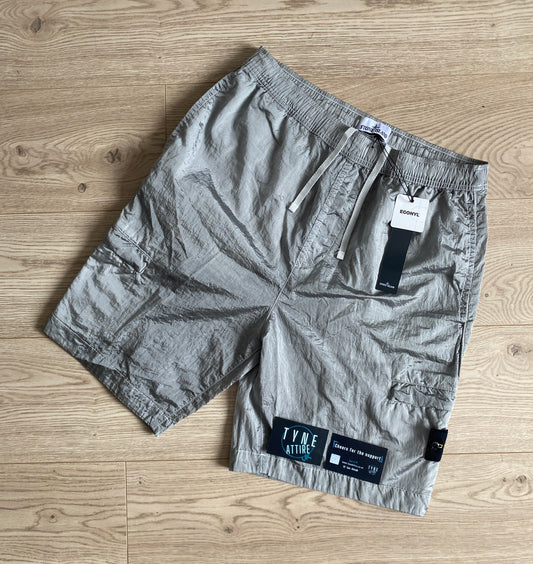 Stone Island L1721 ‘Type CO’ Nylon Metal Econyl Grey Bermuda Cargo Shorts