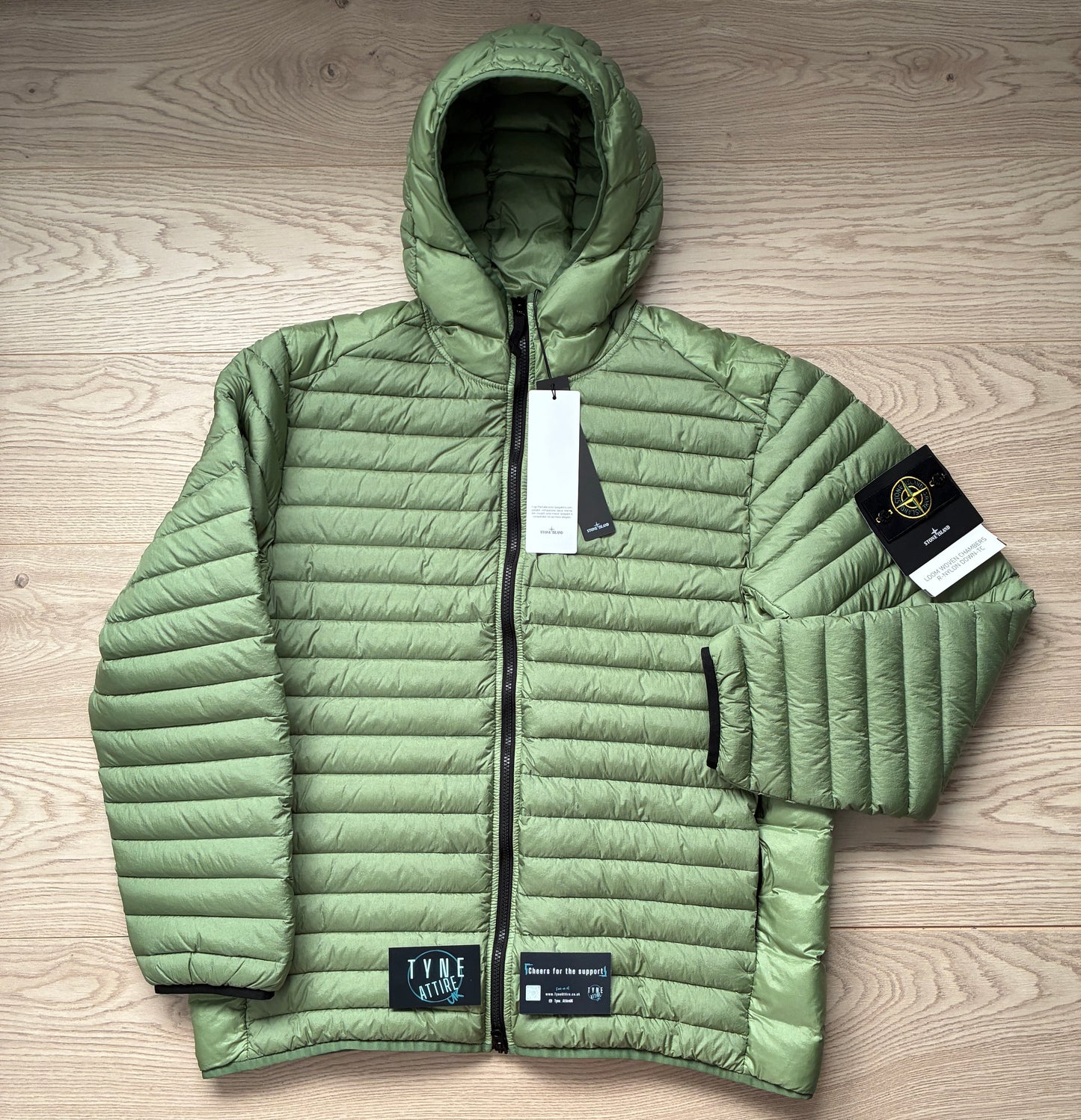 Stone Island 40324 Loom Woven Chambers R-Nylon Down-TC Packable Sage Green Hooded Jacket