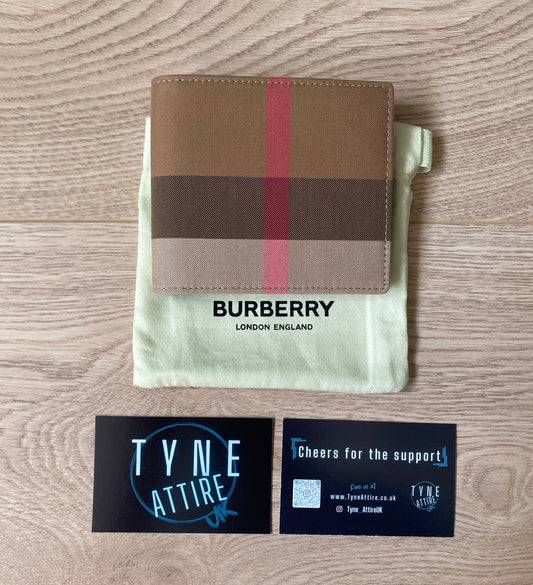Burberry Beige Vintage Large Check Canvas Unisex Card Note Holder Bi-Fold Wallet