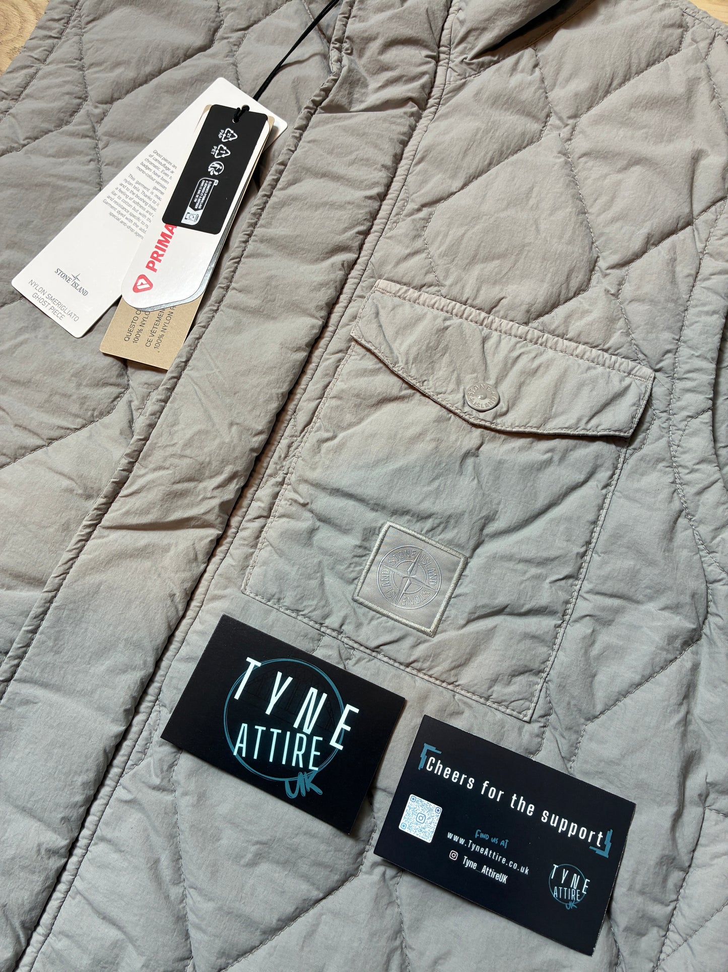 Stone Island G100011 Ghost Piece Nylon Smerigliato Primaloft Lined Dust Grey Gilet