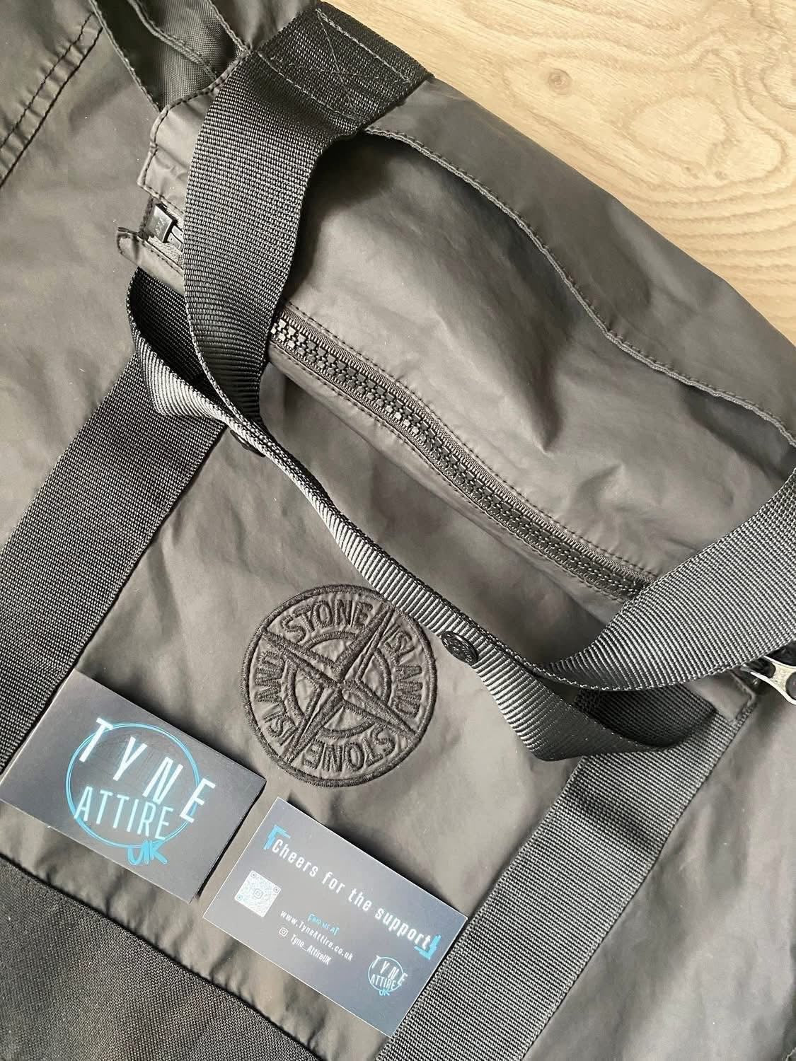 Stone Island 91475 Aggressive Gomato Compass Logo Black Crossbody Travel Tote Bag