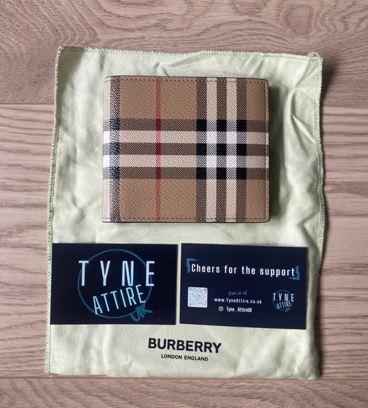 Burberry Beige Nova Vintage Check Leather Card Note Holder Bi-Fold Wallet