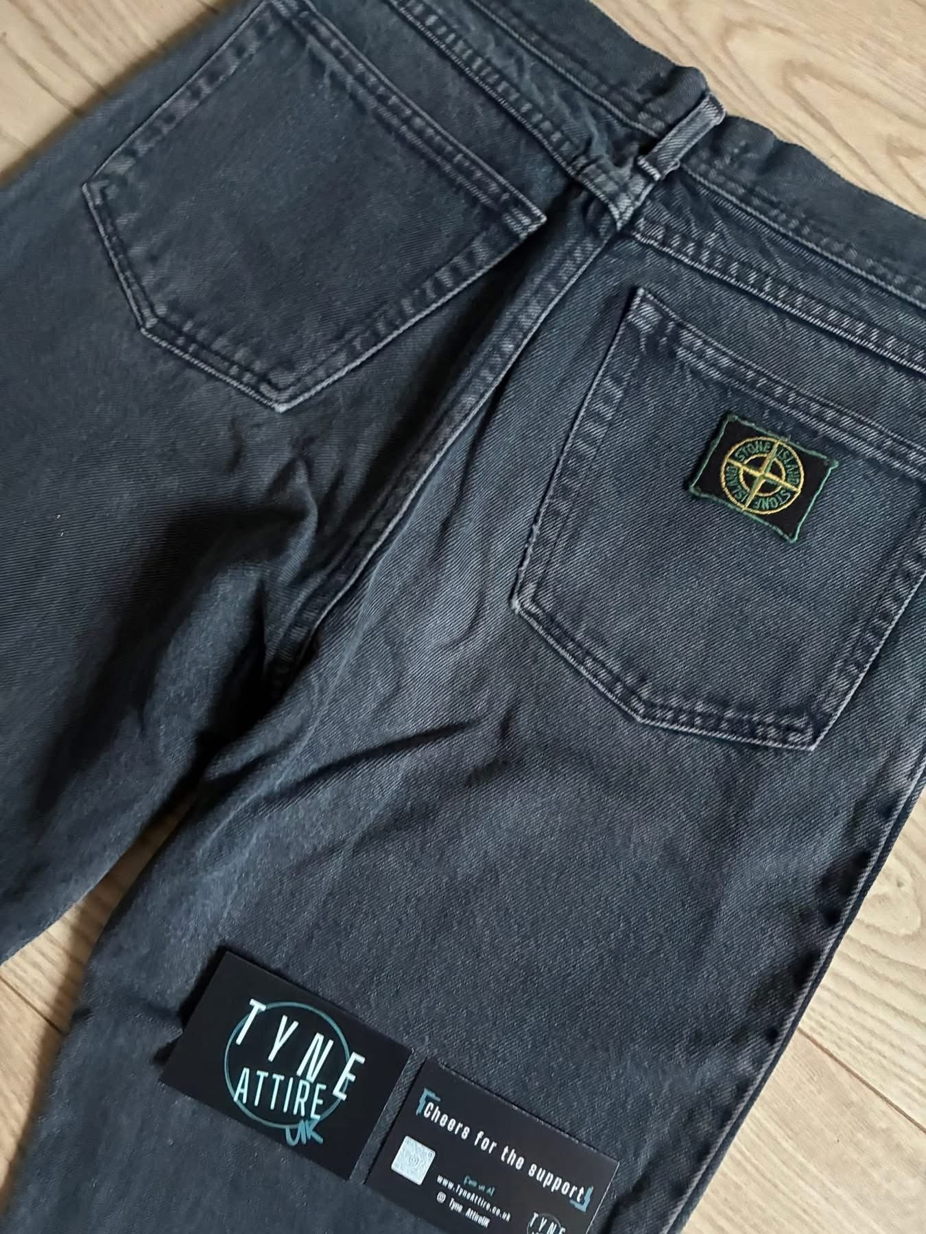Stone Island J1BM4 Vintage Green Edge Pocket Logo Denim Wash Charcoal Jeans