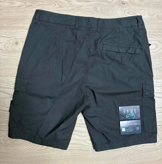 Stone Island L0803 Type RE Tela Paracute Stretch Garment Dyed Charcoal Black Bermuda Cargo Shorts