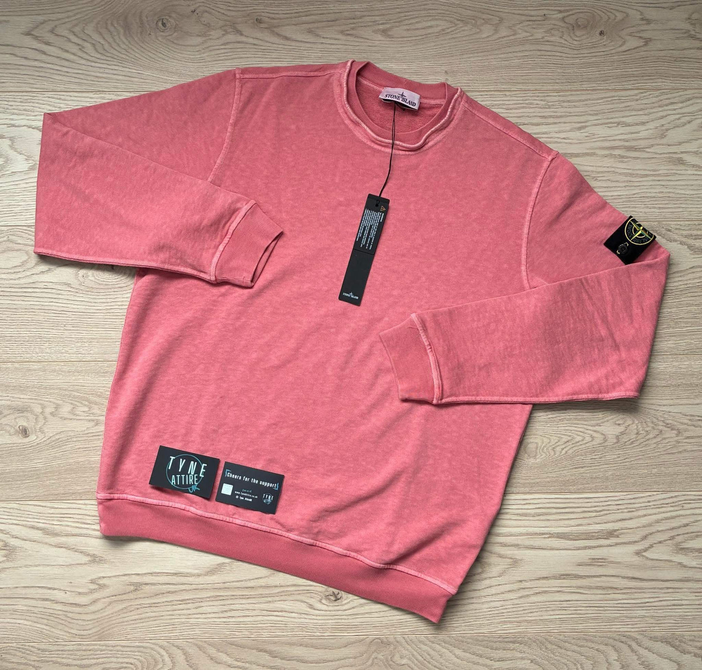 Stone Island 6100034 Garment Dyed Malfilè Fleece ‘OLD’ Effect Oleander Pink Crewneck Sweater