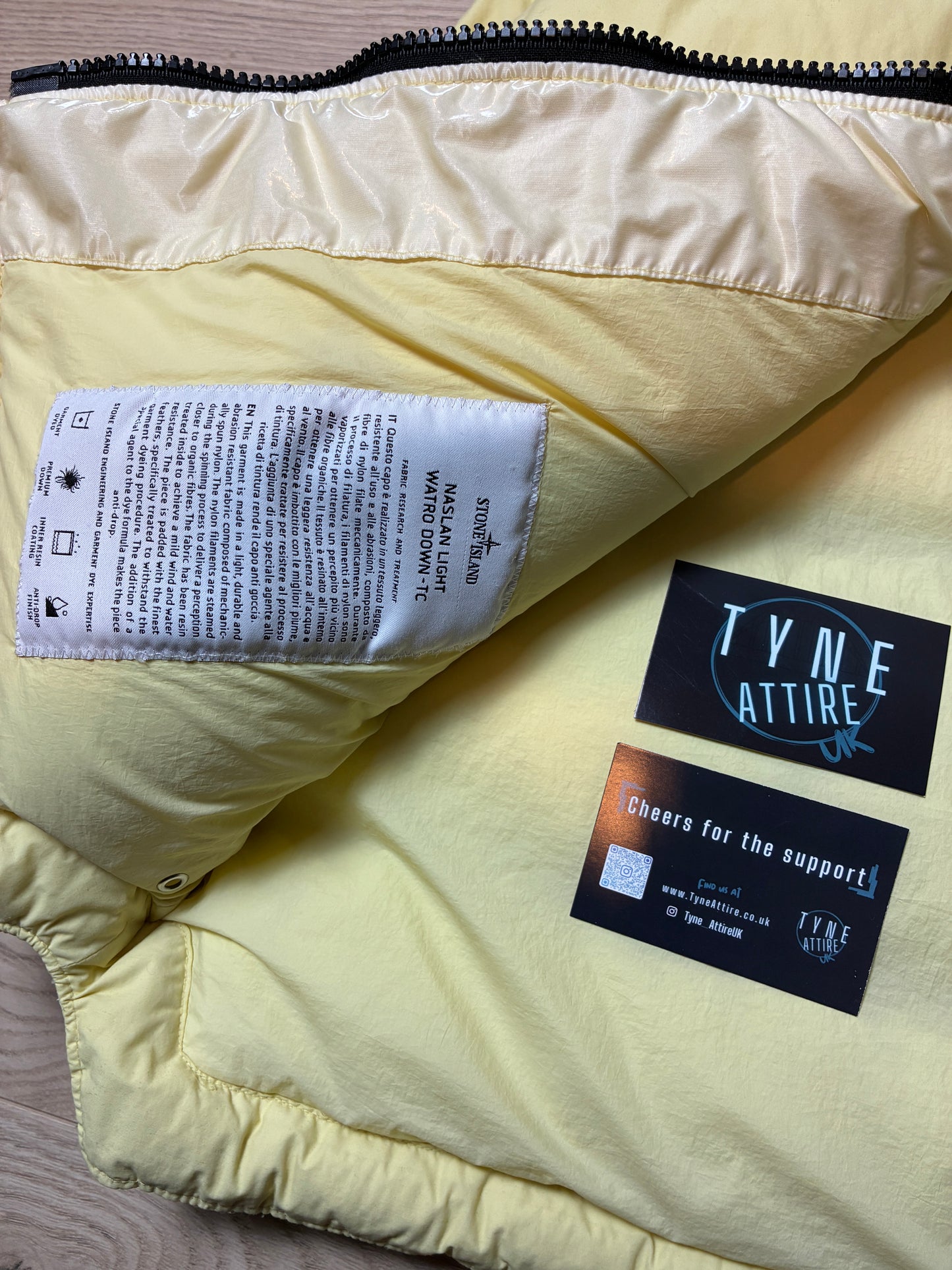 Stone Island G1232 GD Naslan Light Watro Down-TC Lemon Yellow Zipped Gilet