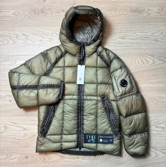 C.P. Company D.D Shell Arm Pocket Lens Down Filled Nylon Khaki Green Hooded Puffer Jacket