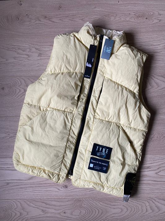 Stone Island G1232 GD Naslan Light Watro Down-TC Lemon Yellow Zipped Gilet