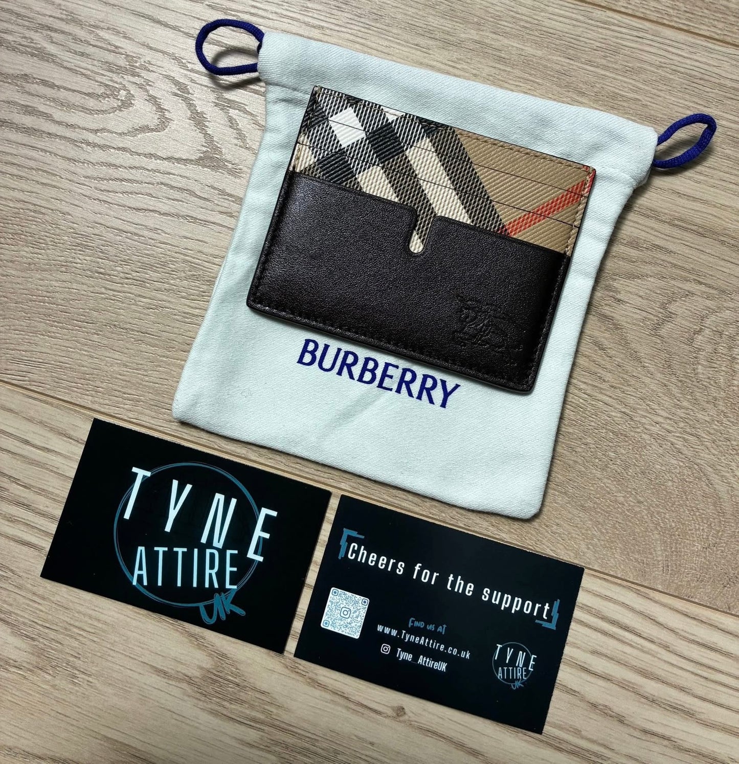 Burberry Tall Pop Check Print Unisex Leather Sand Beige Card Holder